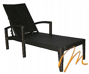 NATALY LOUNGER